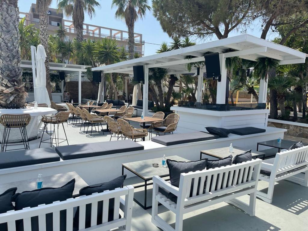 Aqua Mare Resort Melíszi Kültér fotó